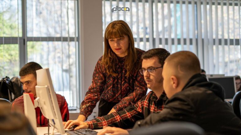 d72919ce-29a1-42ac-a232-32a1ecd8d3e3